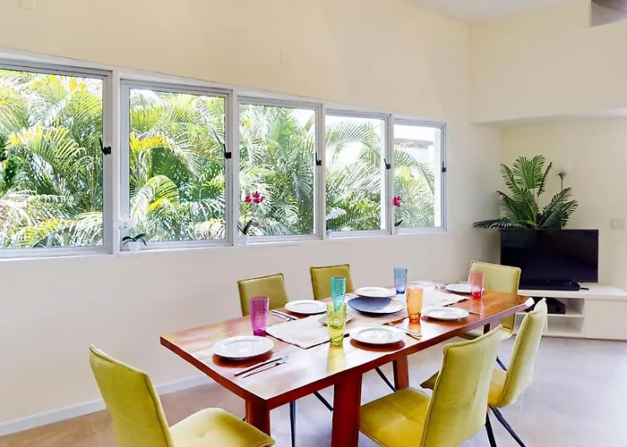 Casa Nalifos * Playa Flamingo